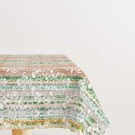 Beyaz Çok Renkli Damask Desenli Masaörtüsü CGH067-MS