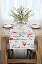 Beyaz Kırmızı Love Yazılı Kalp Desenli Dijital Baskılı Runner CGH1004-RN - Görsel 2