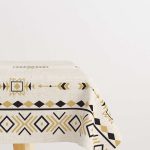 Krem Siyah Etnik Kilim Desenli Dijital Baskılı Masaörtüsü CGH1086-MS