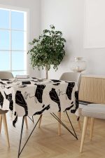 Siyah Krem Renkli Modern Siluet Desenli Dijital Baskılı Masaörtüsü CGH1100-MS - Görsel 2
