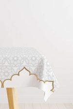 Beyaz Gri Ramazan Temalı Motifli Dekoratif Desenli Dijital Baskılı Masaörtüsü CGH1284-MS