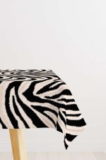 Siyah Bej Zebra Desenli Dijital Baskılı Masaörtüsü CGH348-MS
