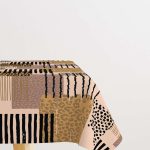 Kahverengi Siyah Modern Leopar Desenli Dijital Baskılı Masaörtüsü CGH358-MS