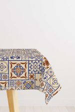 Kahverengi Mavi Etnik Çini Desenli Dijital Baskılı Masaörtüsü CGH611-MS